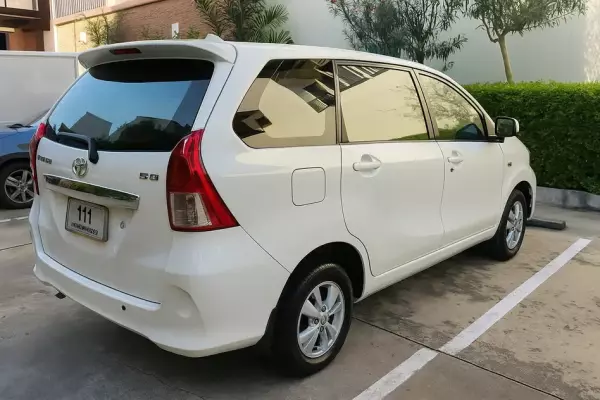 Toyota Avanza ให้เช่า ที่ประเทศไทย