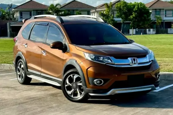 Honda BR-V for rent in Thailand