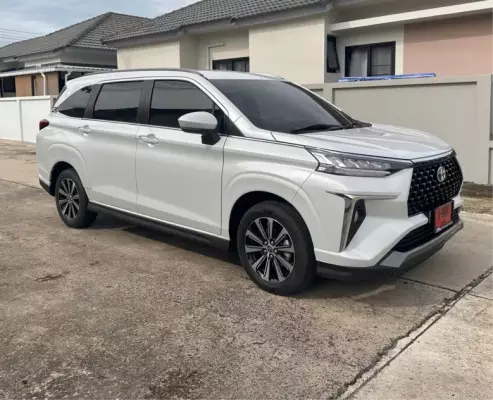 Toyota Veloz для аренды в Дон Саке