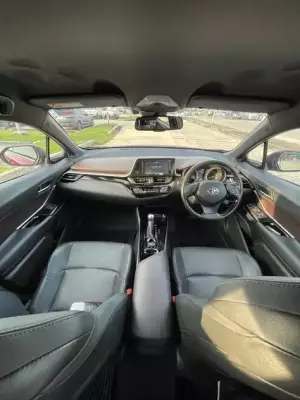 Toyota C-HR ให้เช่า ที่ประเทศไทย