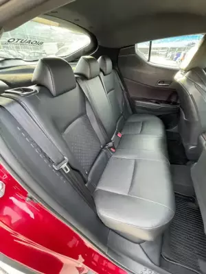 Toyota C-HR ให้เช่า ที่ประเทศไทย