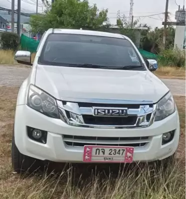 Isuzu D-Max for rent in Thailand