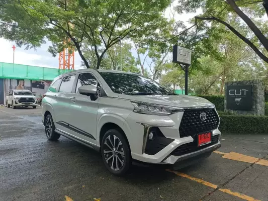 Toyota Veloz для аренды в Клонг Муанге