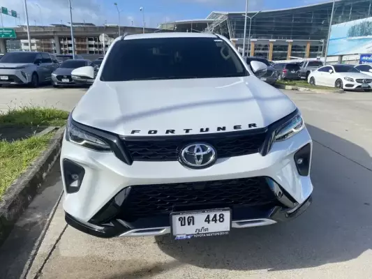 Toyota Fortuner for rent in Thailand