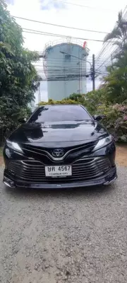 Toyota Camry for rent in Kamala