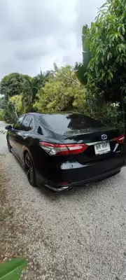 Toyota Camry for rent in Kamala
