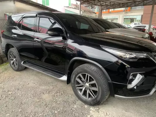 Toyota Fortuner for rent in Cape Panwa