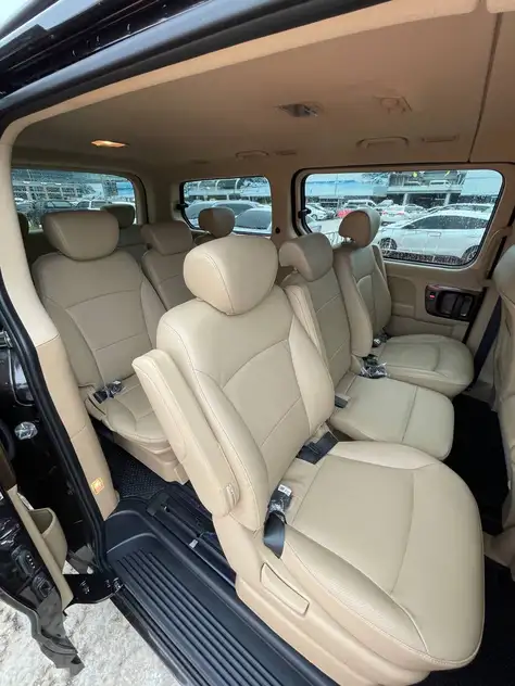 Hyundai H1 for rent in Kata