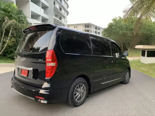 Hyundai H1 for rent in Cape Panwa