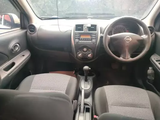 Nissan March для аренды в Бангкоке