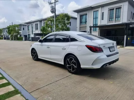 MG5 for rent in Nonthaburi