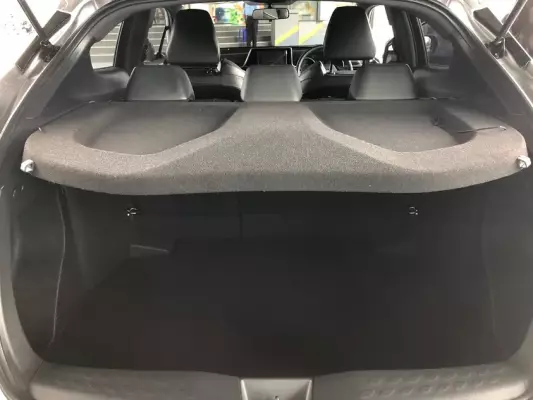 Toyota C-HR для аренды в Бангкоке
