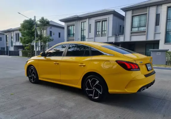 MG5 for rent in Nonthaburi