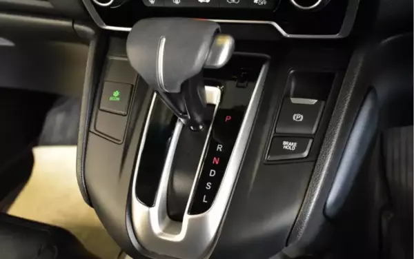 Honda CR-V for rent in Phuket