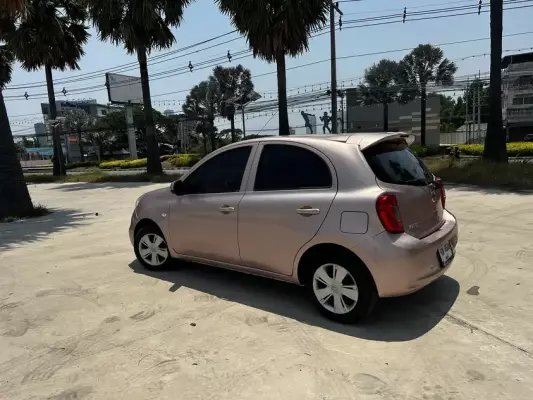 Nissan March для аренды в Бангкоке