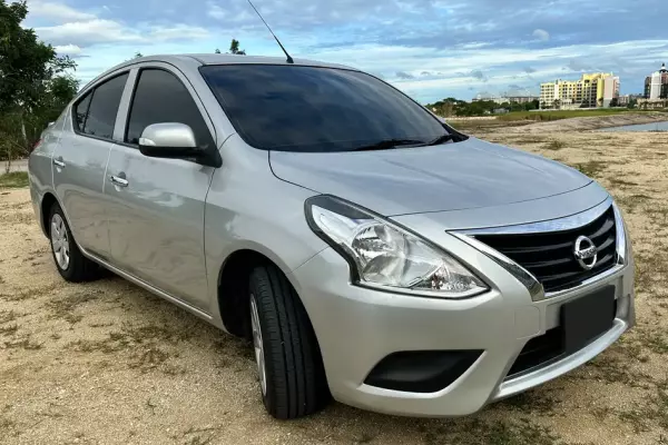 Nissan Almera