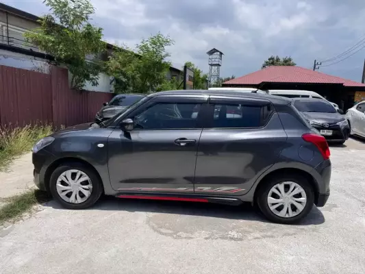 Suzuki Swift for rent in Kamala