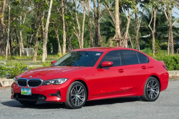 BMW 320d for rent in Thailand