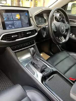 MG HS for rent in Thailand