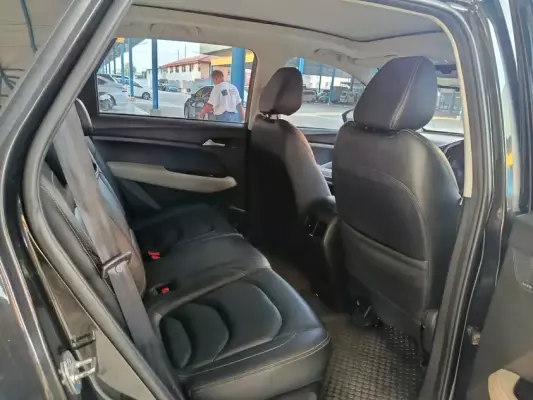 Chevrolet Captiva for rent in Thailand