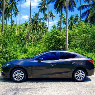 Mazda 3 ให้เช่า ที่ประเทศไทย