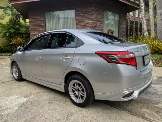 Toyota Vios для аренды на Маенаме