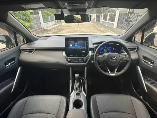 Toyota Corolla Cross для аренды в Дон Саке