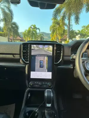 Ford Everest for rent in Maenam