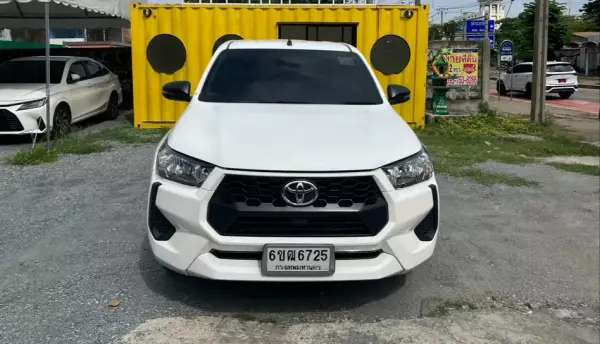 Toyota Hilux for rent in Bangkok