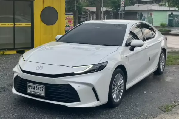 Toyota Camry for rent in Pattaya