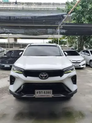 Toyota Fortuner for rent in Thailand