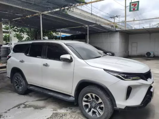 Toyota Fortuner for rent in Pattaya