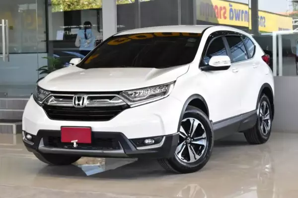 Honda CR-V for rent in Kamala