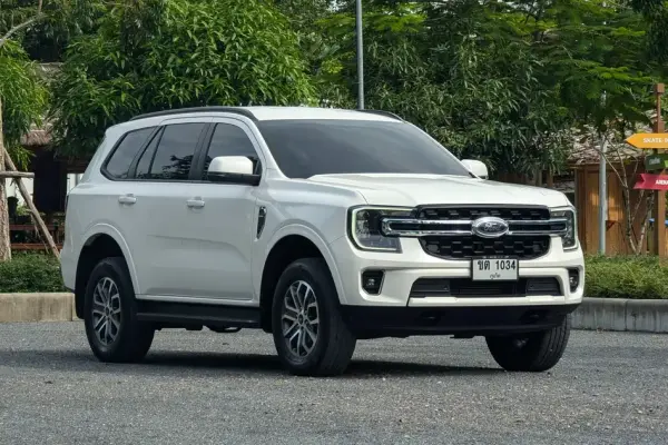 Ford Everest for rent in Thailand