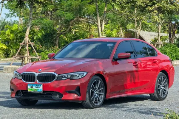 BMW 320d for rent in Thailand