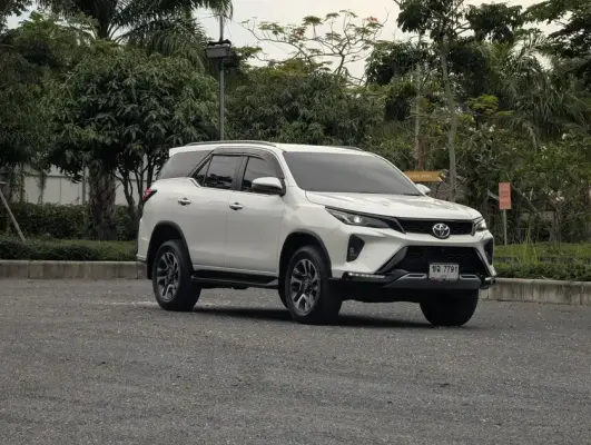 Toyota Fortuner for rent in Thailand